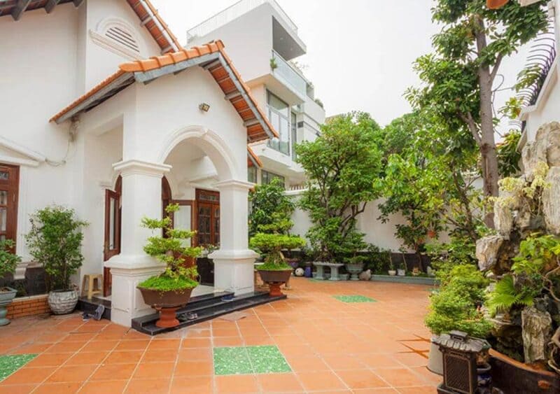 gạch lát sân vườn