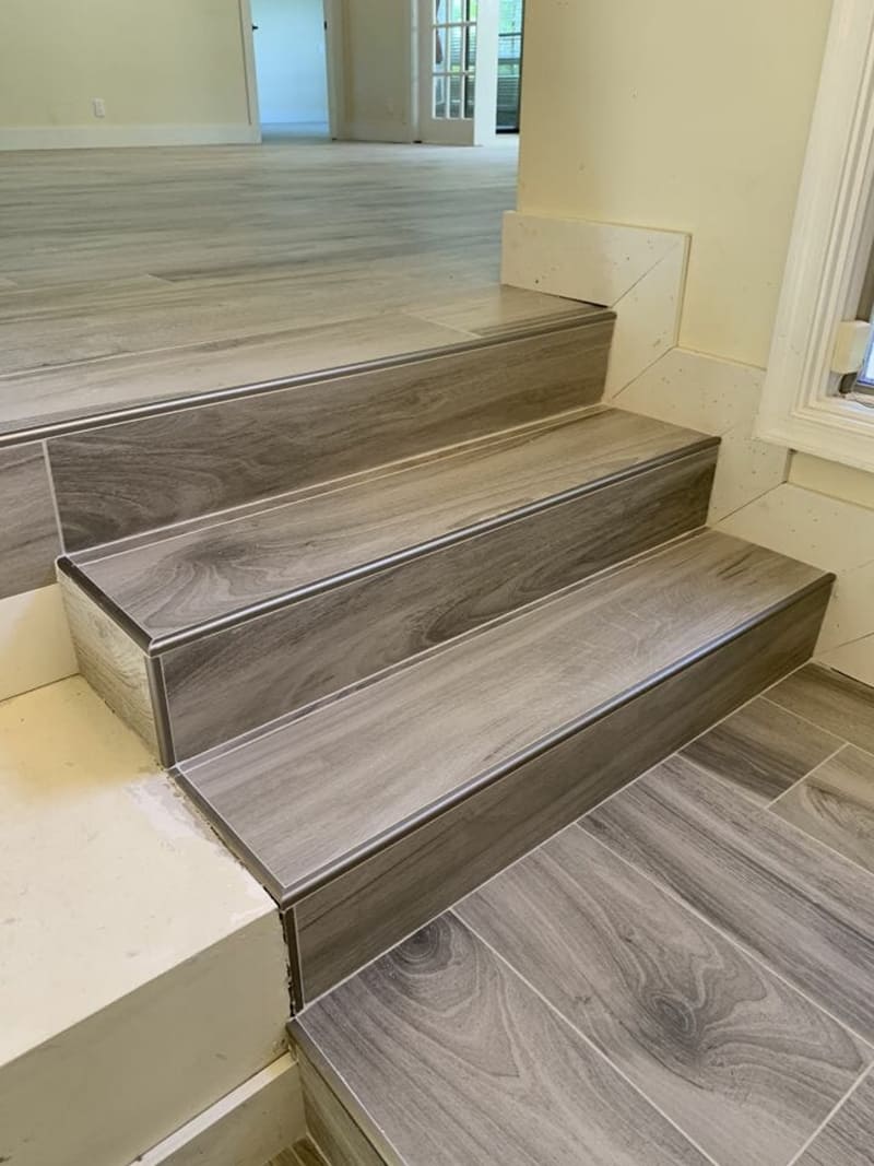 Gạch Lát Cầu Thang Giả Gỗ Oak
