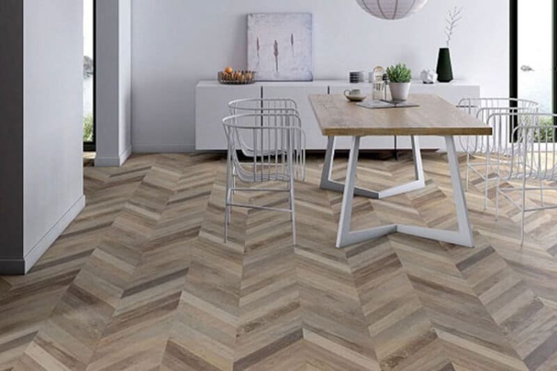 Cách Lát Gạch Giả Gỗ Xương Cá