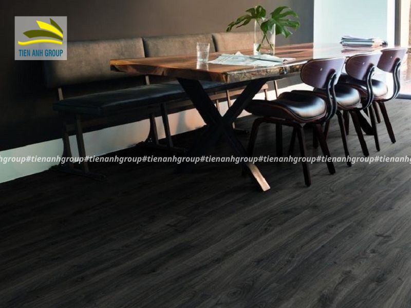 Gạch ốp tường vân gỗ