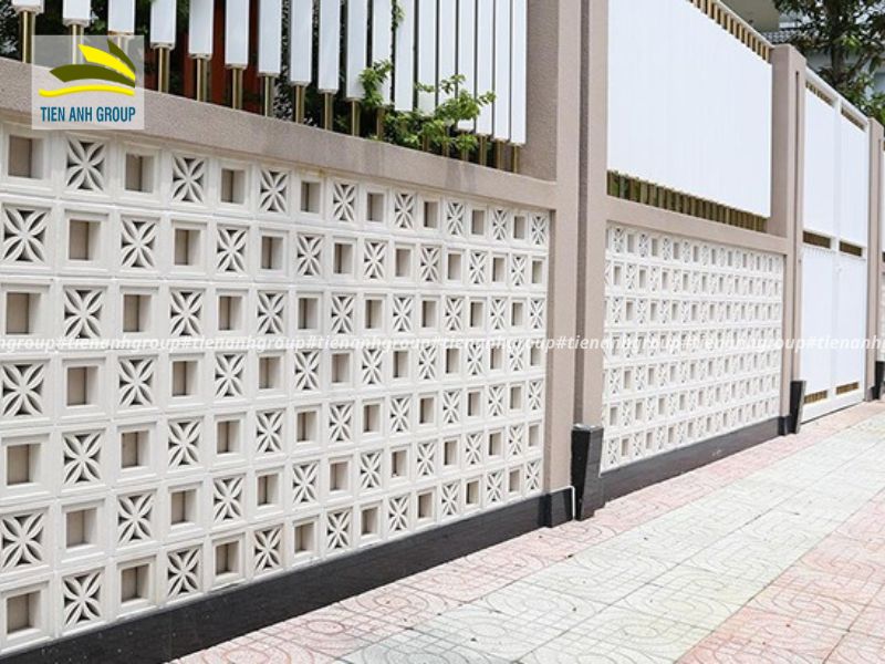 Gạch bông gió hình lá cây