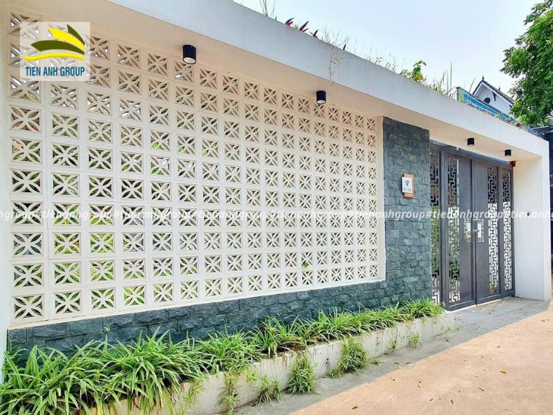 Gạch bông gió hình hoa văn cổ điển